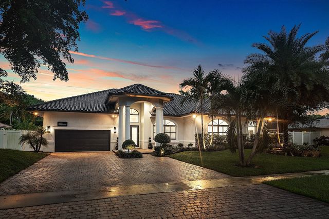 3 of 56 - 6821 N Grande Drive, Boca Raton, FL