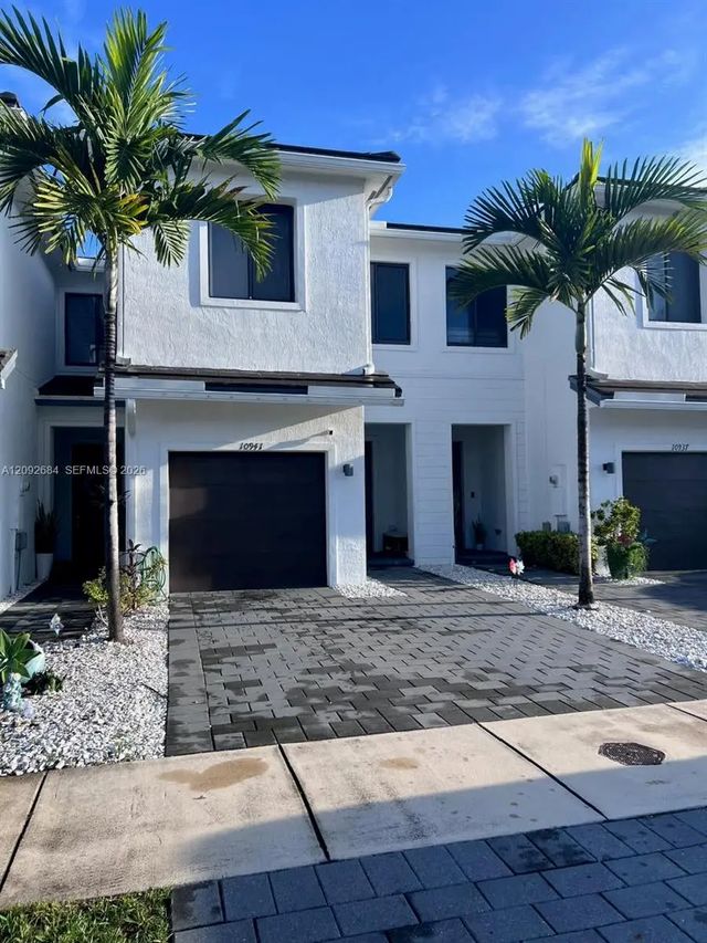 4 of 20 - 10941 Sw 232nd Terrace, Homestead, FL