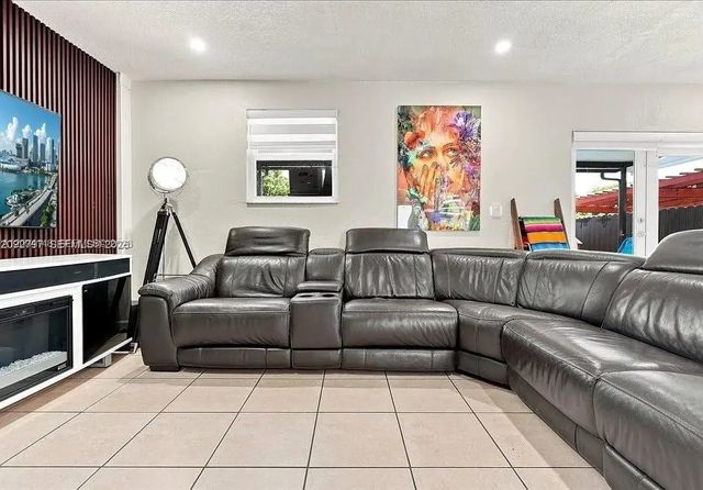 4 of 30 - 13617 Sw 264th Terrace, Homestead, FL