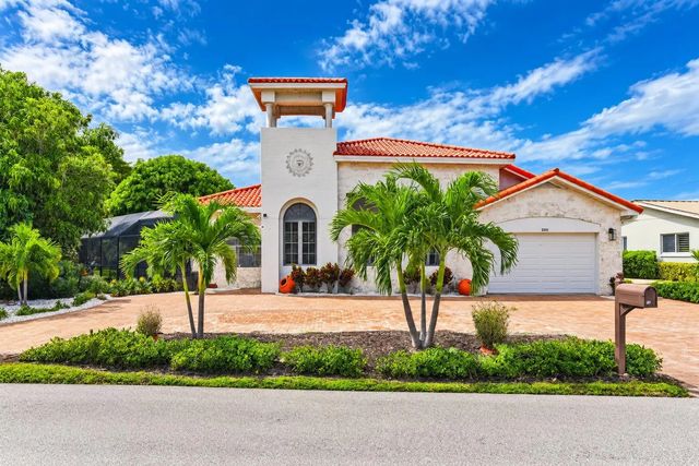 3 of 41 - 3901 Ne 23rd Terrace, Lighthouse Point, FL