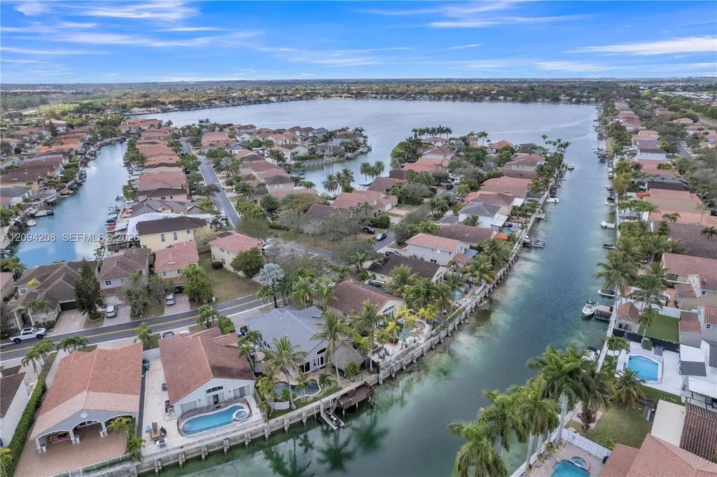13318 Sw 144th Terrace, Miami