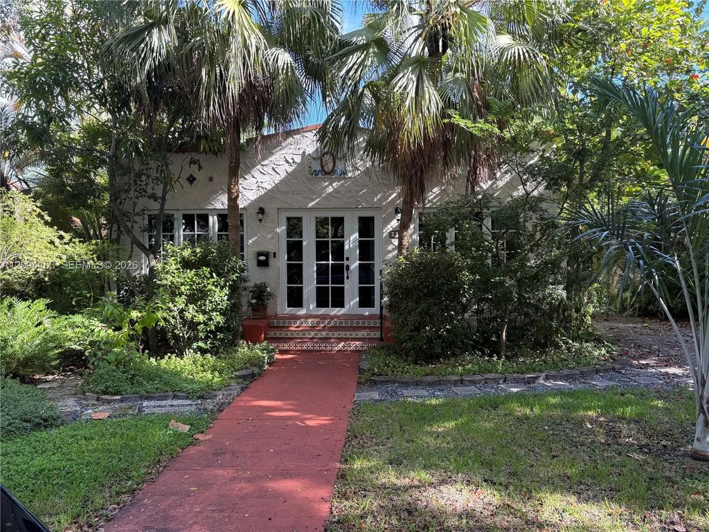 613 Navarre Avenue, Coral Gables