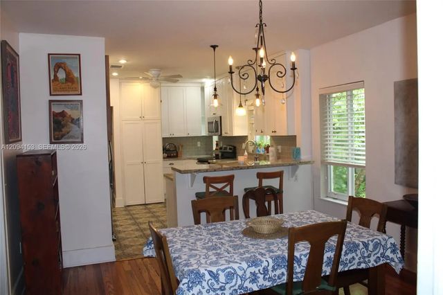 4 of 27 - 613 Navarre Avenue, Coral Gables, FL