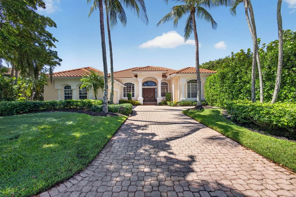 42 Windward Isle, Palm Beach Gardens
