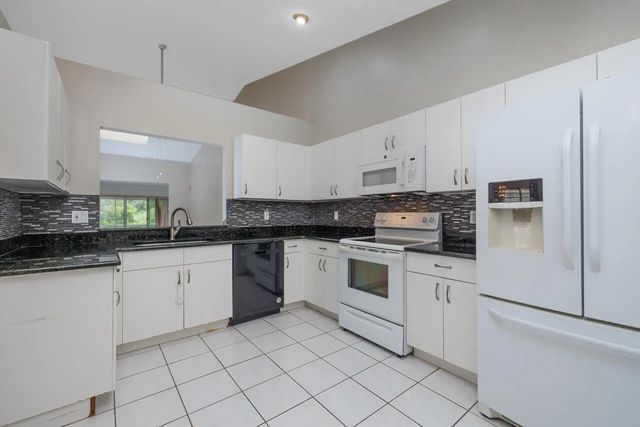 5 of 34 - 3866 Sw Inwood Pines Lane, Palm City, FL