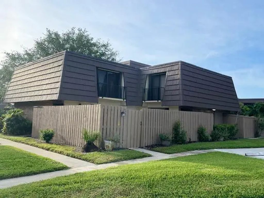 620 6th Court, Palm Beach Gardens