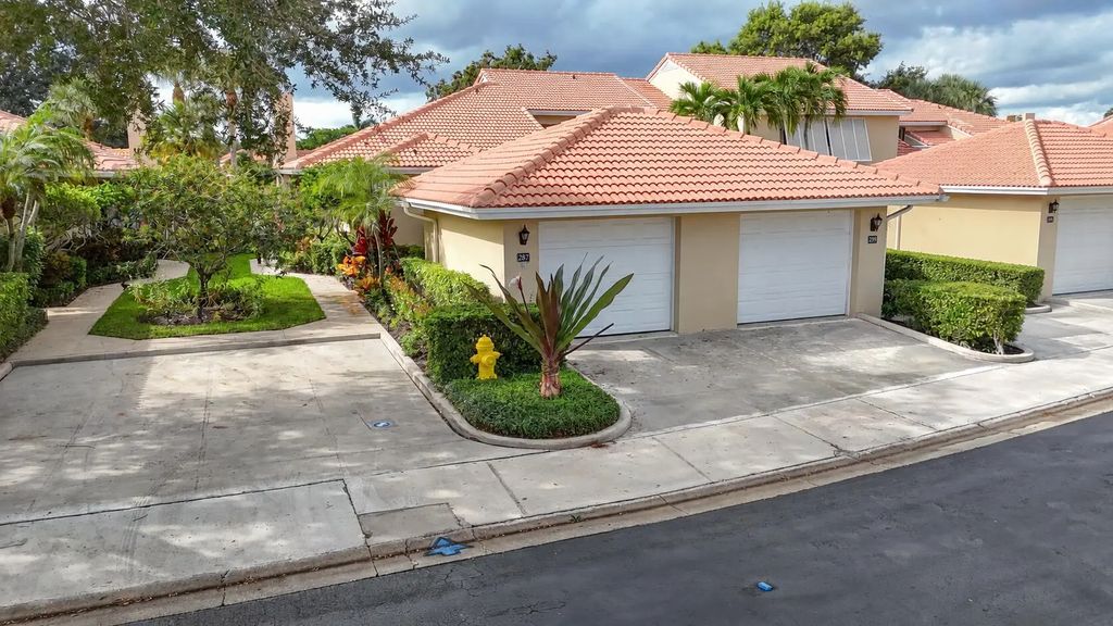 287 Old Meadow Way, Palm Beach Gardens
