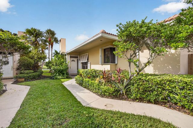 2 of 31 - 287 Old Meadow Way, Palm Beach Gardens, FL
