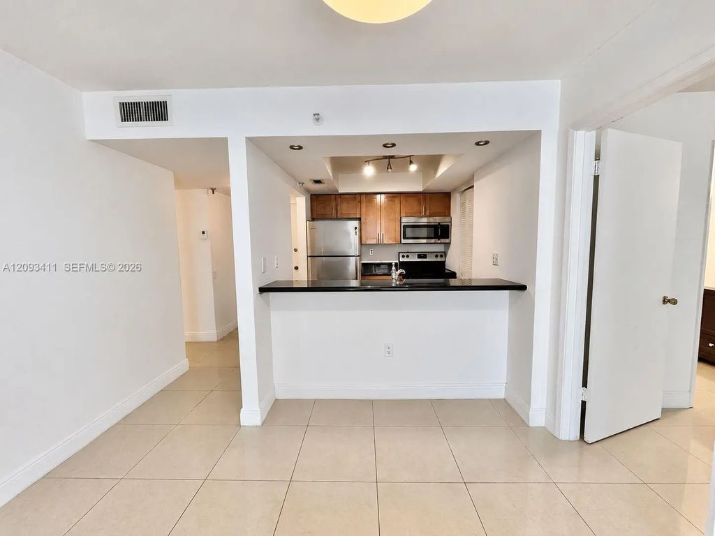 850 N Miami Avenue #w-2002, Miami