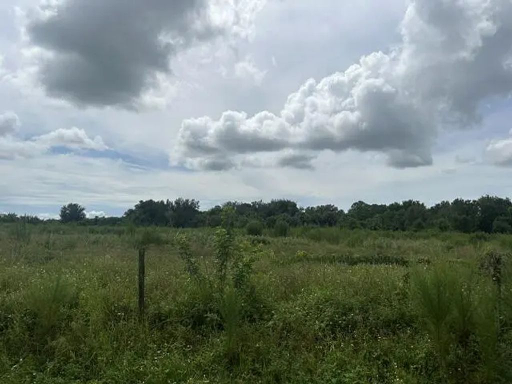 8201 Ne 12th Street, Okeechobee