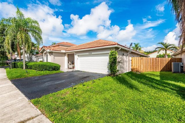 2 of 34 - 12519 Nw 10th Court, Sunrise, FL