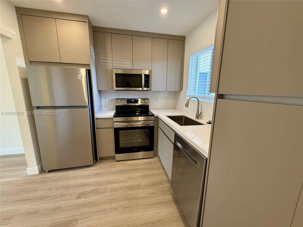 400 S Waterway Drive S #108, Lantana