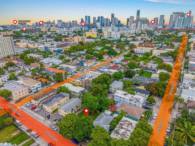 3 of 10 - 427 Sw 13th Avenue, Miami, FL