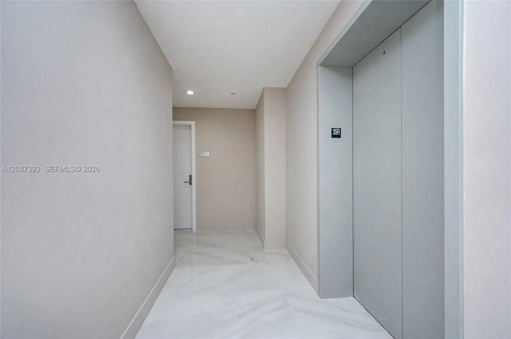 700 Ne 24th Street #3504, Miami