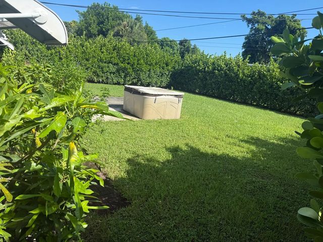 2 of 16 - 3533 Florida Boulevard, Cabana Colony, FL
