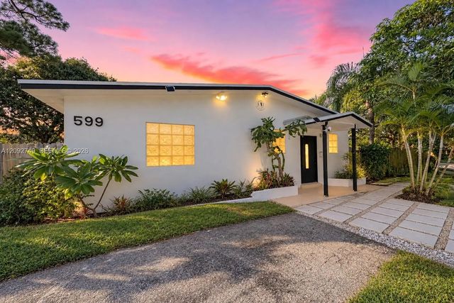 2 of 47 - 599 Ne 35th Street, Oakland Park, FL