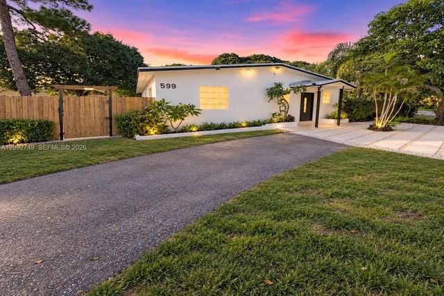 3 of 47 - 599 Ne 35th Street, Oakland Park, FL