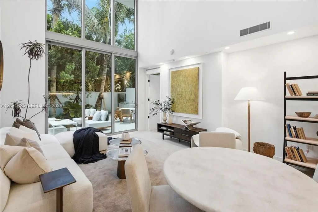 2200 Brickell Avenue #gv04, Miami