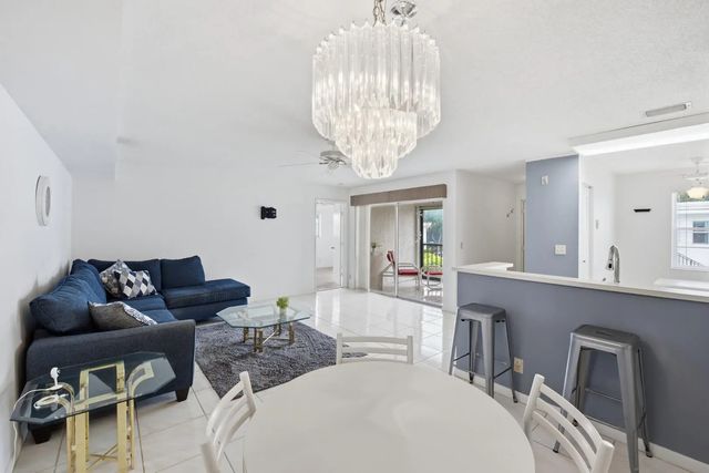 14898 Wedgefield Drive #208, Delray Beach