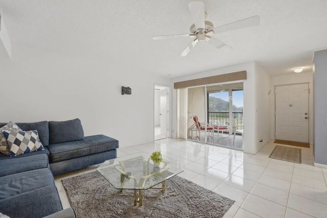 3 of 22 - 14898 Wedgefield Drive #208, Delray Beach, FL