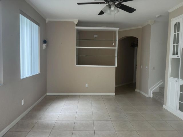 3 of 5 - 3069 Laurel Ridge Circle, Riviera Beach, FL