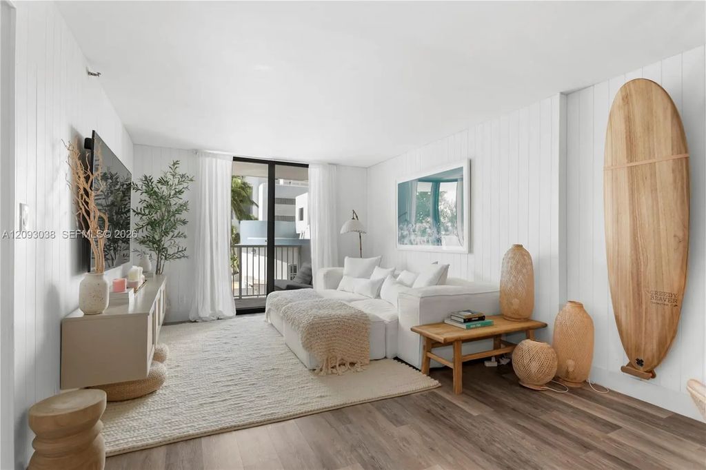 4301 Collins Avenue #207, Miami Beach