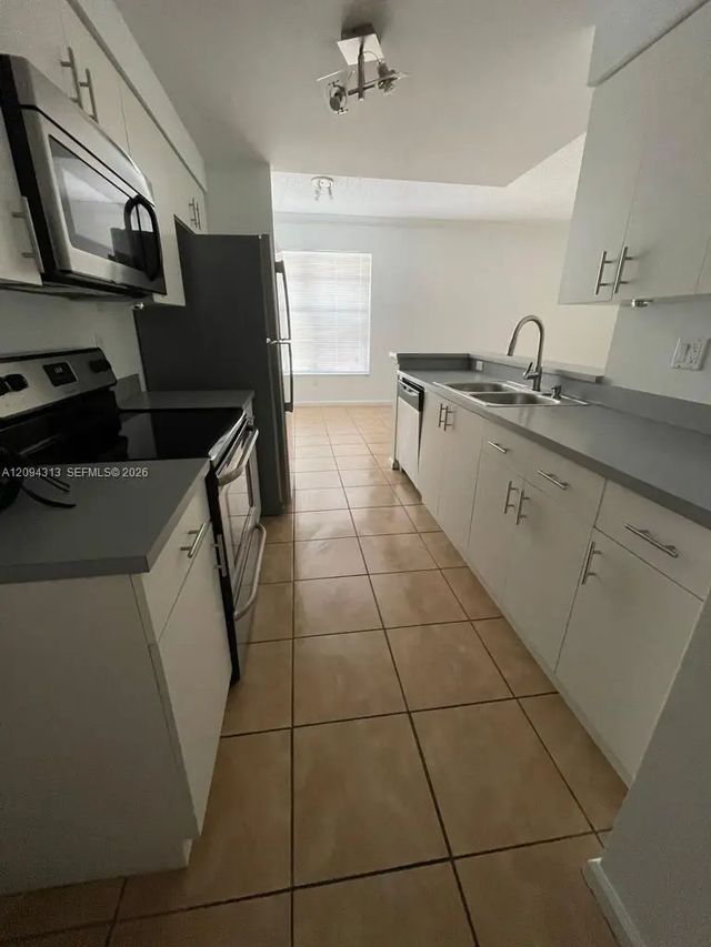 5840 W Sample Road #105, Coral Springs