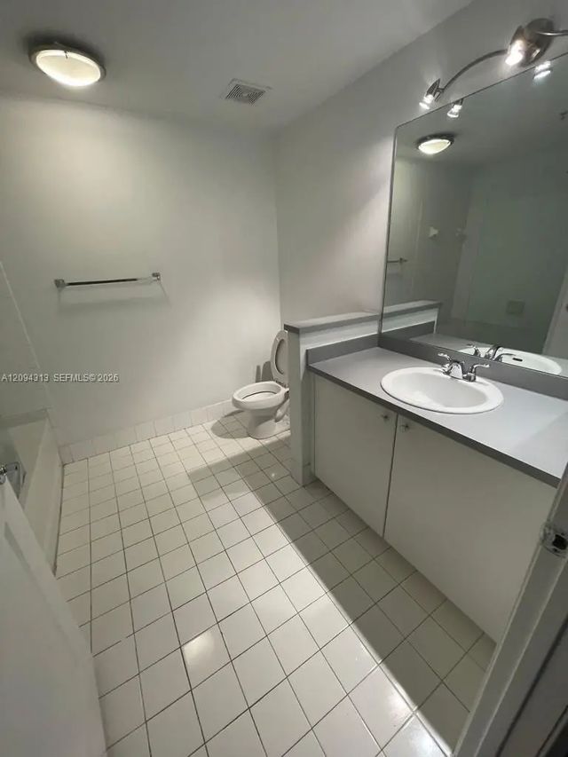 5 of 6 - 5840 W Sample Road #105, Coral Springs, FL