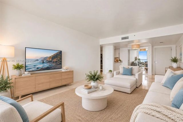 5 of 28 - 650 West Avenue #2206, Miami Beach, FL