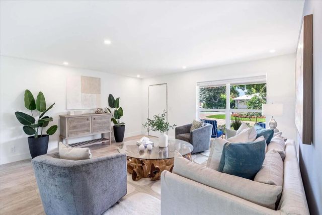 4 of 22 - 100 Nw 18th Street, Delray Beach, FL