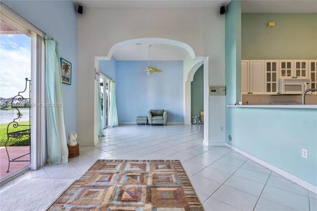 5 of 34 - 16637 Sw 81st Terrace, Miami, FL
