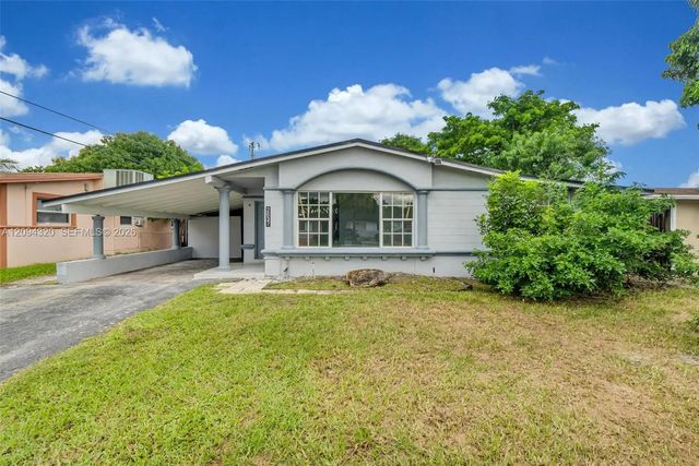 2 of 39 - 2637 Nassau Drive, Miramar, FL