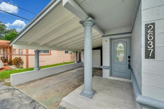 5 of 39 - 2637 Nassau Drive, Miramar, FL