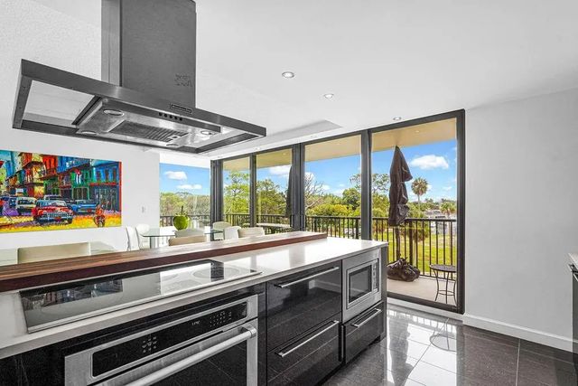 4 of 35 - 1350 River Reach Drive #417, Fort Lauderdale, FL
