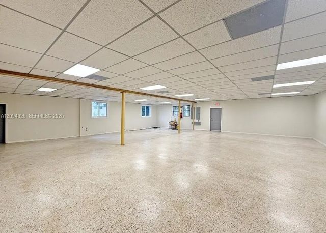 5 of 17 - 11911 W Dixie Highway, Miami, FL