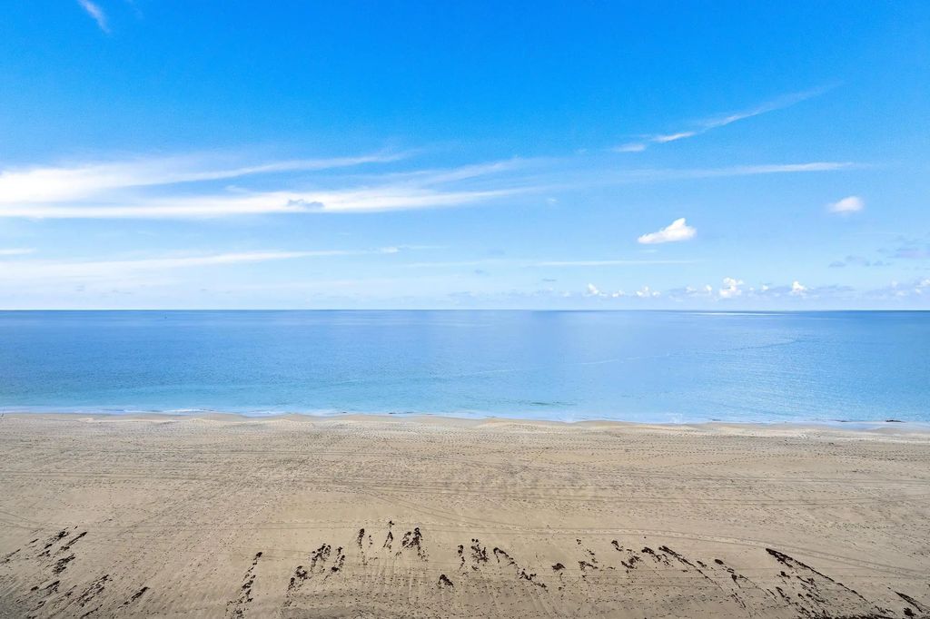 900 Ocean Drive #706, Juno Beach