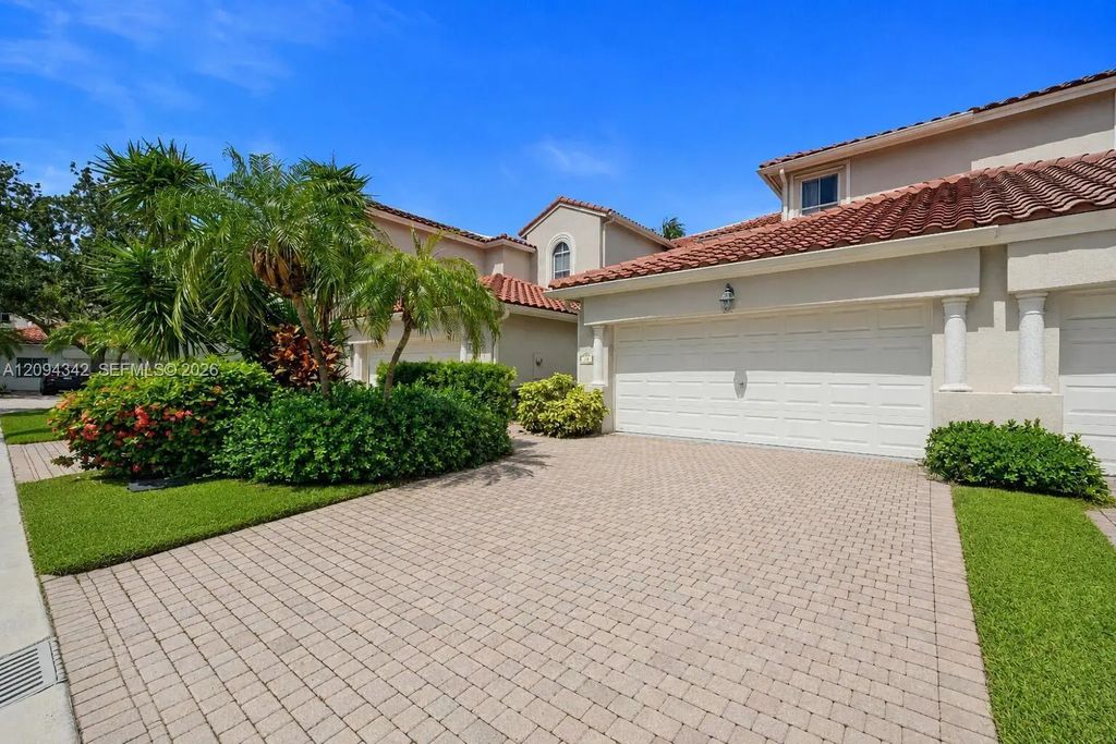 1384 W Harbor View W, Hollywood