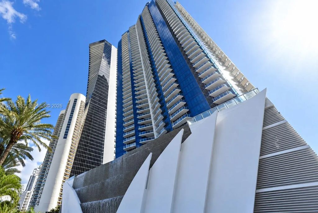 17121 Collins Avenue #904, Sunny Isles Beach