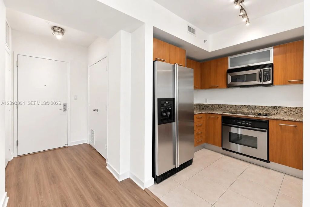 9055 Sw 73rd Court #2108, Miami