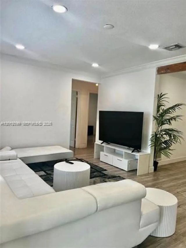 2 of 25 - 12040 N Miami Avenue, North Miami, FL