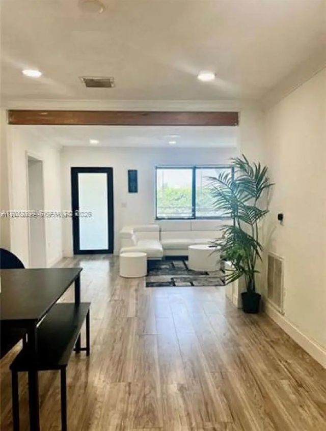 5 of 25 - 12040 N Miami Avenue, North Miami, FL