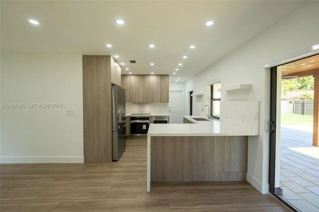 4 of 35 - 14515 Mahogany Court, Miami Lakes, FL