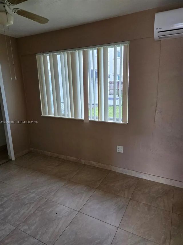 354 W 19th Street, Hialeah