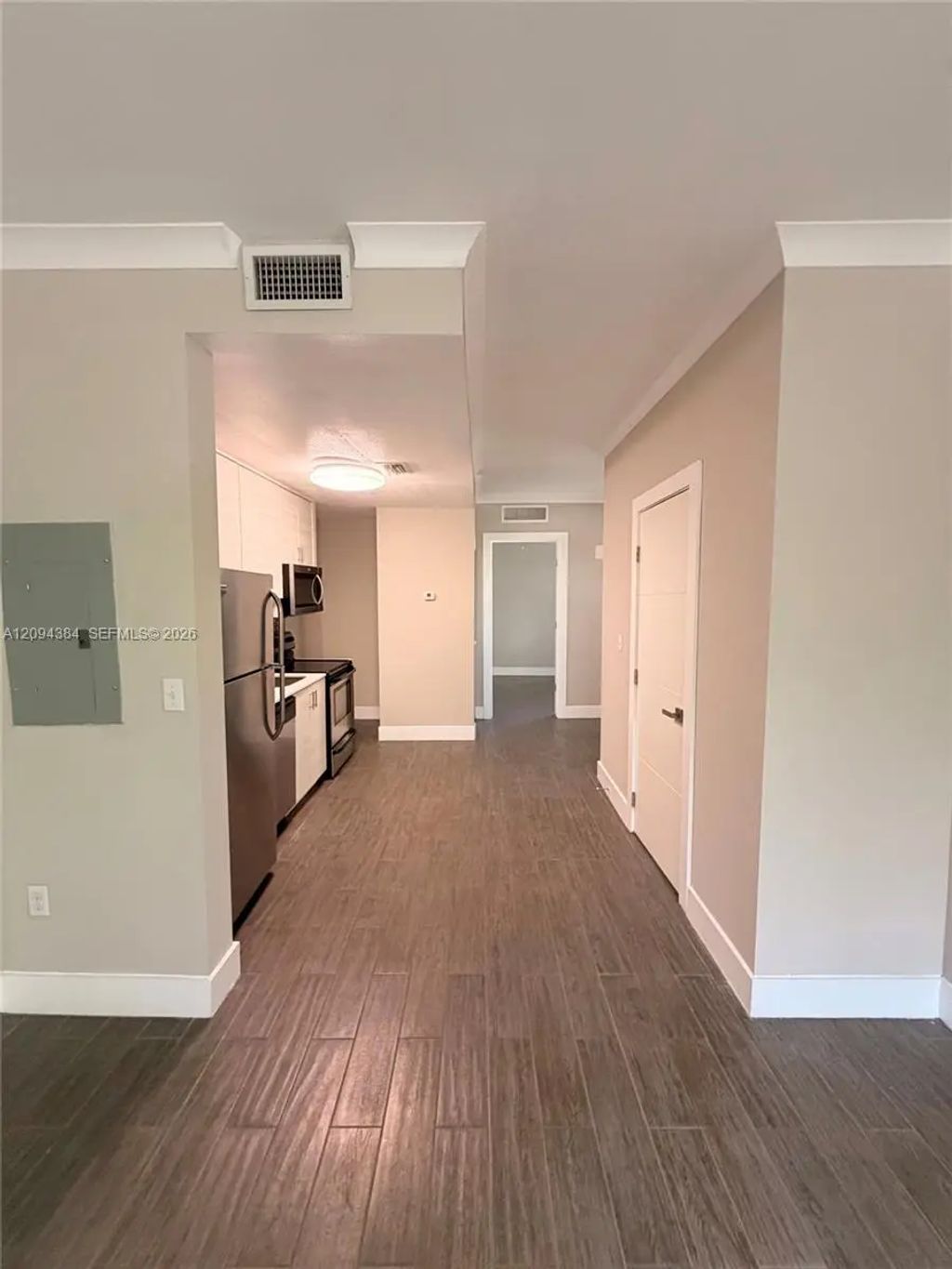 115 Menores Avenue #8, Coral Gables