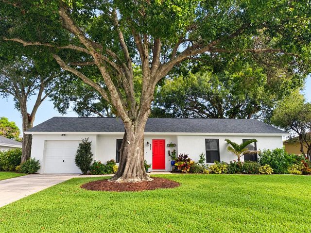 437 Sw Nativity Terrace, Port St. Lucie
