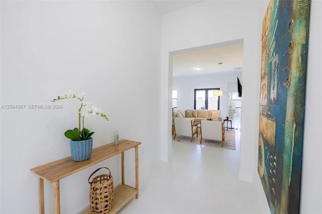5 of 20 - 2045 Sw 155th Avenue, Miami, FL