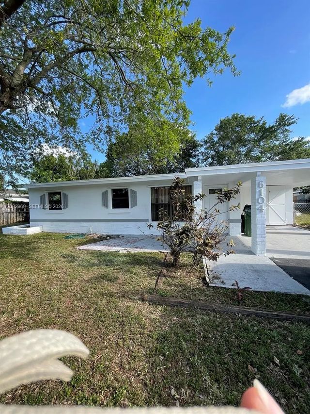 6104 Nw 10th Street, Margate