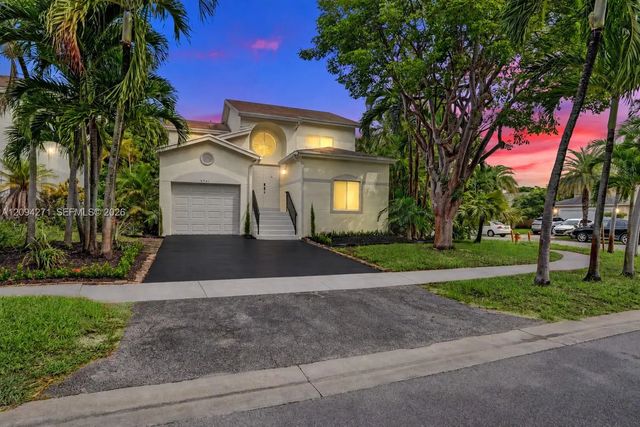3 of 53 - 8741 Sw 10th Street, Pembroke Pines, FL