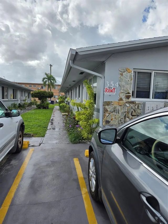 4 of 8 - 348 W 19th Street, Hialeah, FL
