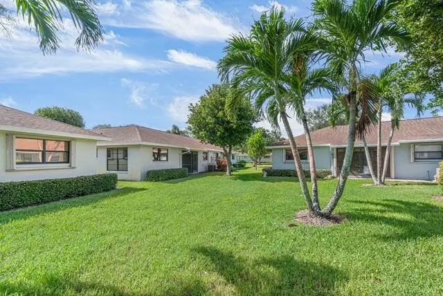 3 of 18 - 9825 Walnut Tree Way, Boynton Beach, FL